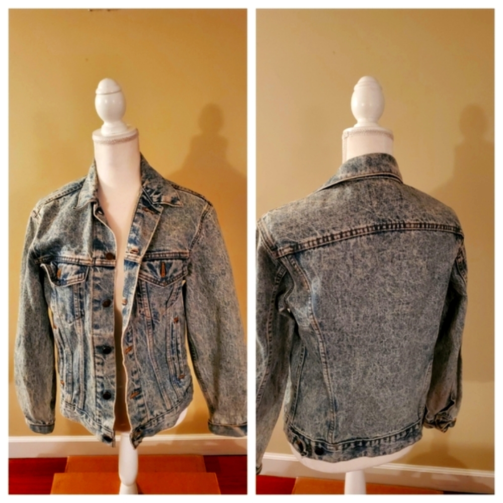 Vintage whitewash denim jacket